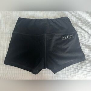 Black Fleo shorts